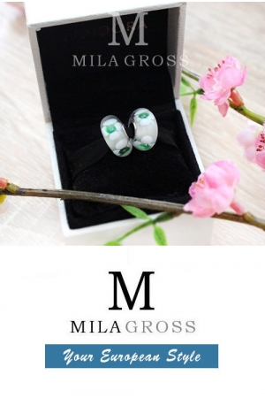 Бусина Пандора муранское стекло "Бело-зеленые ромашки" (lampwork)